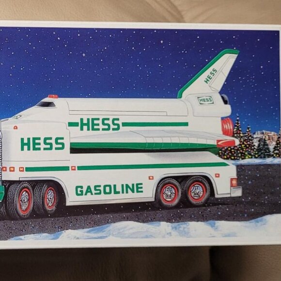 1999 Hess Truck and Space Shuttle with Satellite Brand NEW - Picture 6 of 8